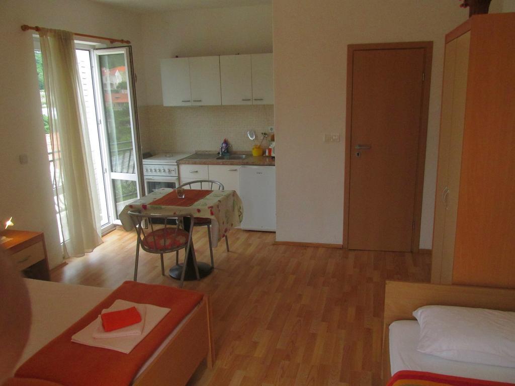Apartmani Kljunak Zaton  Εξωτερικό φωτογραφία